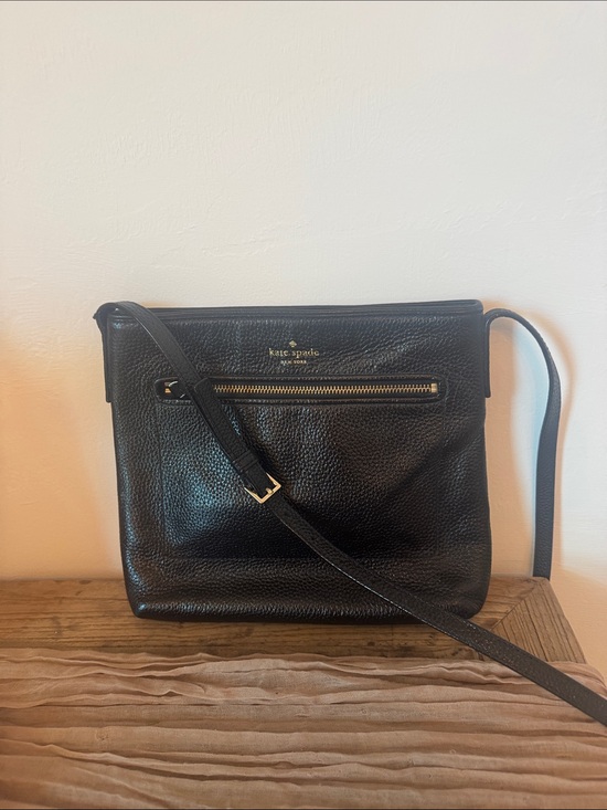 kate spade Handbags - Kate Spade New York, specifically the Chester Street Dessi crossbody model